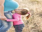 孕妇咳嗽能喝蜂蜜水吗 孕妇咳嗽对胎儿有影响吗