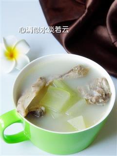 奶白冬瓜排骨湯
