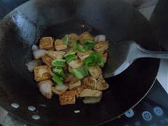 洋葱炒豆腐