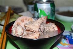 砂鍋蓮藕排骨湯