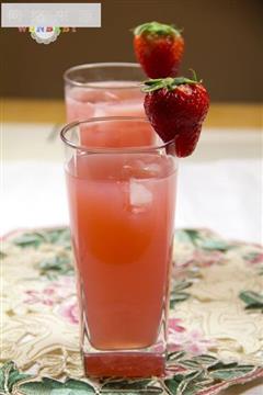 草莓石榴汁