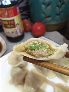 猪肉芹菜馅饺子
