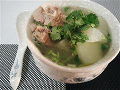 冬季暖胃驅寒-冬瓜排骨湯