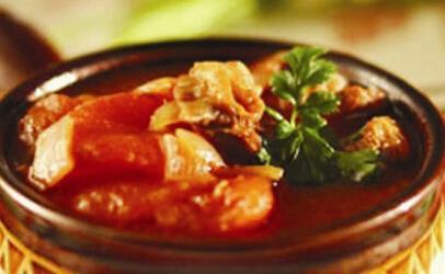 番茄炖牛腩 美容还养颜