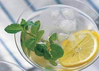 健康饮食:最佳美白食谱 击退暗沉肤色