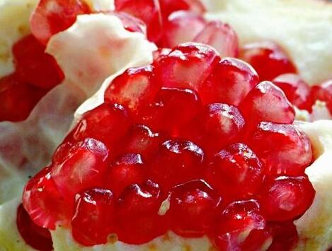 常吃石榴功效多 还能防治关节炎