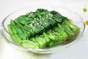 老人吃菠菜可防视网膜病变
