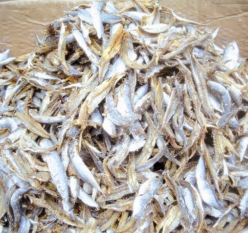 鱼干、肉干要少吃