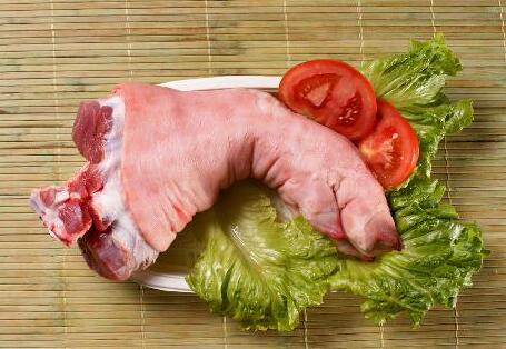 多吃猪皮猪蹄 让你变得年轻