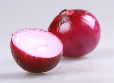 白洋葱红洋葱哪种营养价值更高？