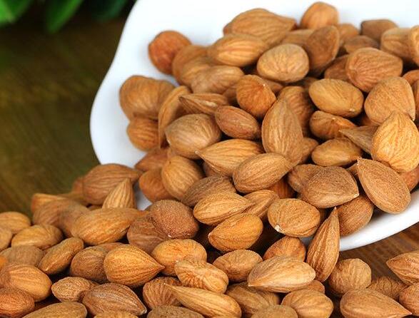 金橘鲜姜杏仁——让你在招待中不失面子