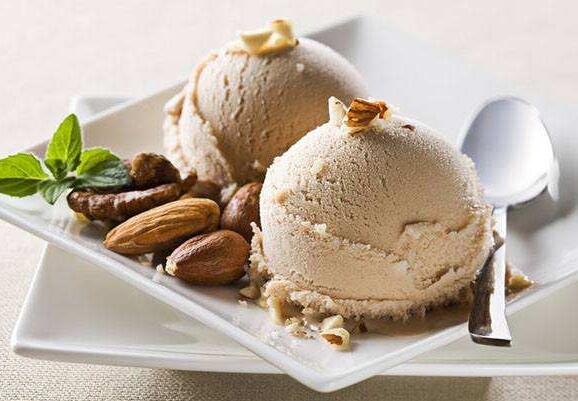 夏日美味冰淇淋食用要有度