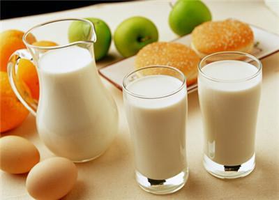 喝牛奶的禁忌问题有哪些