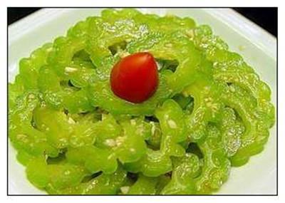 这样吃苦瓜能够帮助孕妈解决上火问题 这样吃苦瓜能够帮助孕妈解决上火问题