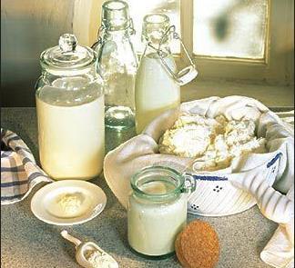 给宝宝断奶一定要缓慢 充满爱