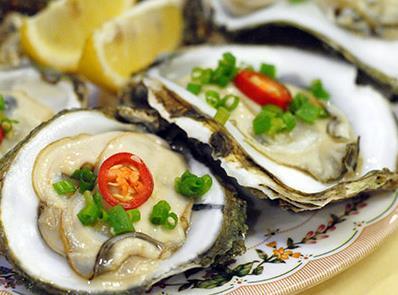 经期前后爱长痘怎么办 高锌食物来帮忙 经期前后爱长痘怎么办 高锌食物来帮忙