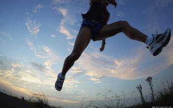 几个小动作帮你预防冠心病 几个小动作帮你预防冠心病