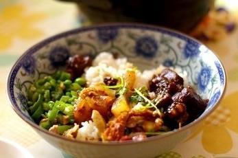 肠胃不好就应该少吃快餐或剩饭