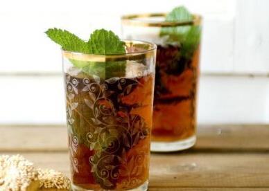 警惕:每天喝几杯茶容易患癌症 警惕:每天喝几杯茶容易患癌症