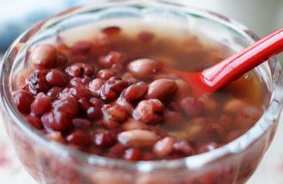 拒绝水肿 7种食物还你苗条身材 拒绝水肿 7种食物还你苗条身材