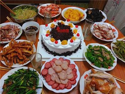 如何让大餐跟减肥兼得? 如何让大餐跟减肥兼得?