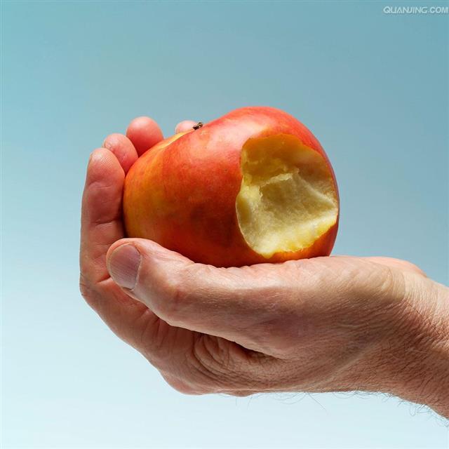 带皮吃苹果 10个最简便的减肥妙招