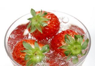 如何正确清洗草莓？小窍门介绍给大家