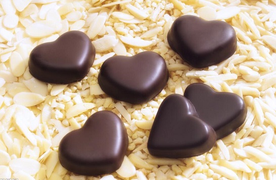 多吃巧克力能降低肥胖率
