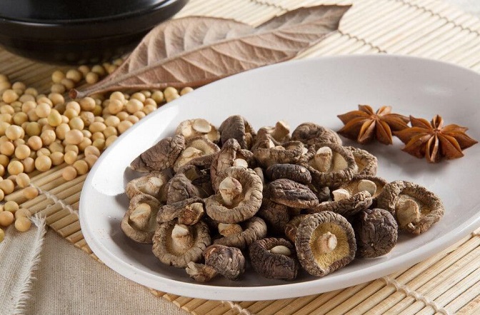 珍珠菇的功效与作用_珍珠菇的营养价值_珍珠菇和食用禁忌_如何挑选