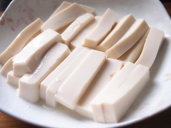 豆腐的选购技巧_豆腐的制作技巧_豆腐的食用方法