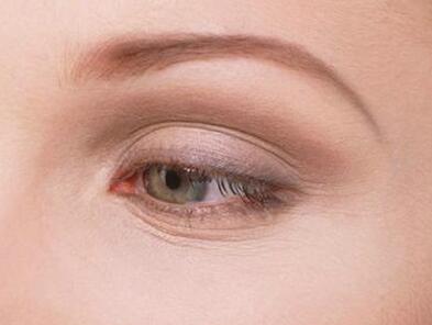 眼角鱼尾纹怎么办 教你正确的日常保养预防皱纹