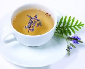 发现：喝杯热柠檬茶能防皮肤癌
