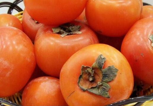 哺乳期能吃柿子吗？