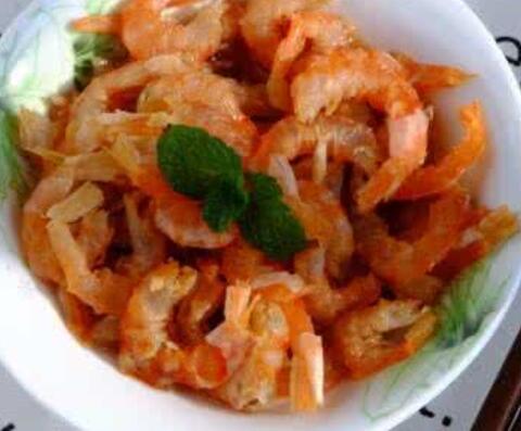 清肠健胃好食材海米肉丝蕨菜
