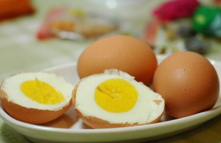 煮鸡蛋讲方法 鸡蛋煮5分钟最营养