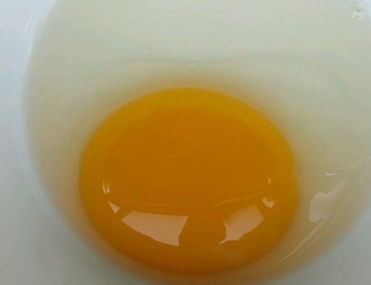 蛋清和蛋黄哪个更营养?