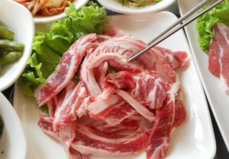 牛肋条肉能和芹菜一起吃吗_牛肋条肉和芹菜能一起吃吗/同吃