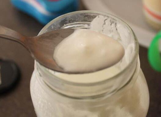 常喝酸奶有助于治疗慢性胃炎