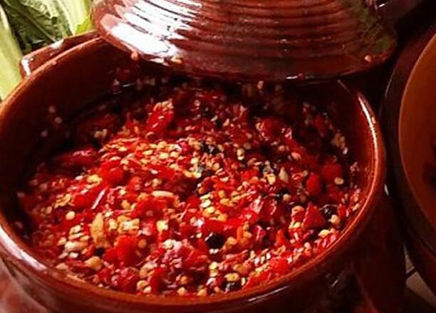 香辣酱能和圆白菜一起吃吗_香辣酱和圆白菜能一起吃吗/同吃