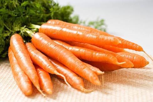 胡萝卜的作用与功效 教你怎么吃胡萝卜