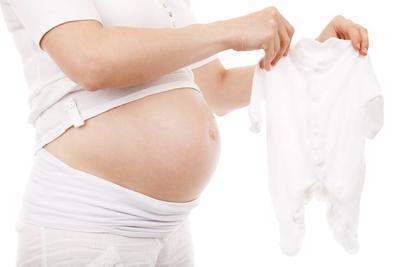 早孕反应一样性别一样吗 胎儿性别怎么鉴定