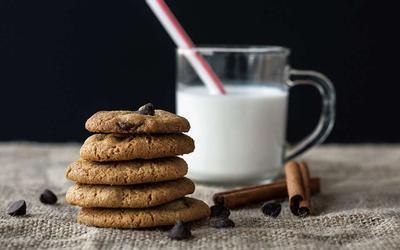 糖尿病能吃牛奶么 糖尿病人喝牛奶的好处有哪些