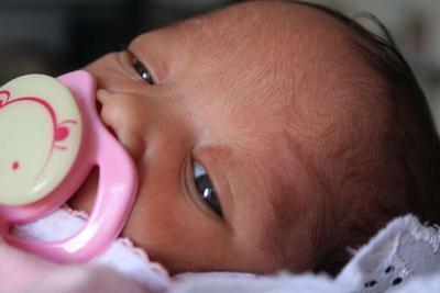婴儿大便泡沫怎么办 宝宝拉肚子有泡沫的正确处理办法