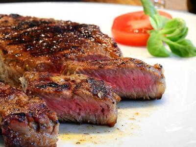 喉咙发炎能不能吃牛肉 喉咙发炎应该忌食牛肉吗
