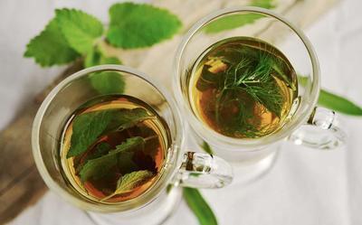 什么茶可以治喉咙发炎 如何缓解喉咙发炎