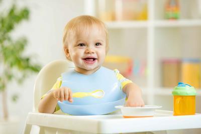 婴儿不吃辅食怎么办 宝宝辅食添加的顺序