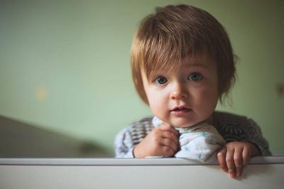 四个月宝宝肌张力高怎么办 孩子肌张力高的表现