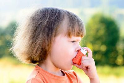 小儿肺热咳喘止咳颗粒多少钱 小儿肺热咳嗽的原因是什么