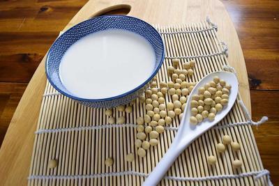 豆浆花生的功效与作用是什么 花生大豆完美饮食搭配