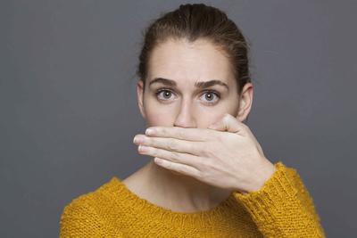 过敏性鼻炎鼻子出血怎么办 过敏性鼻炎的原因都有哪些